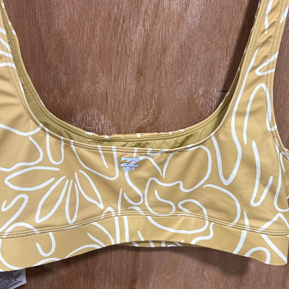 Billabong A/Div Summit Bra Tank, LARGE - Picture 5 of 12